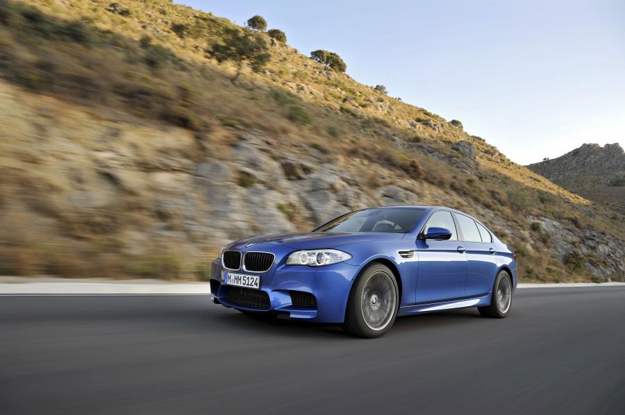  BMW M5 2011 года  (фото 156 из 344)